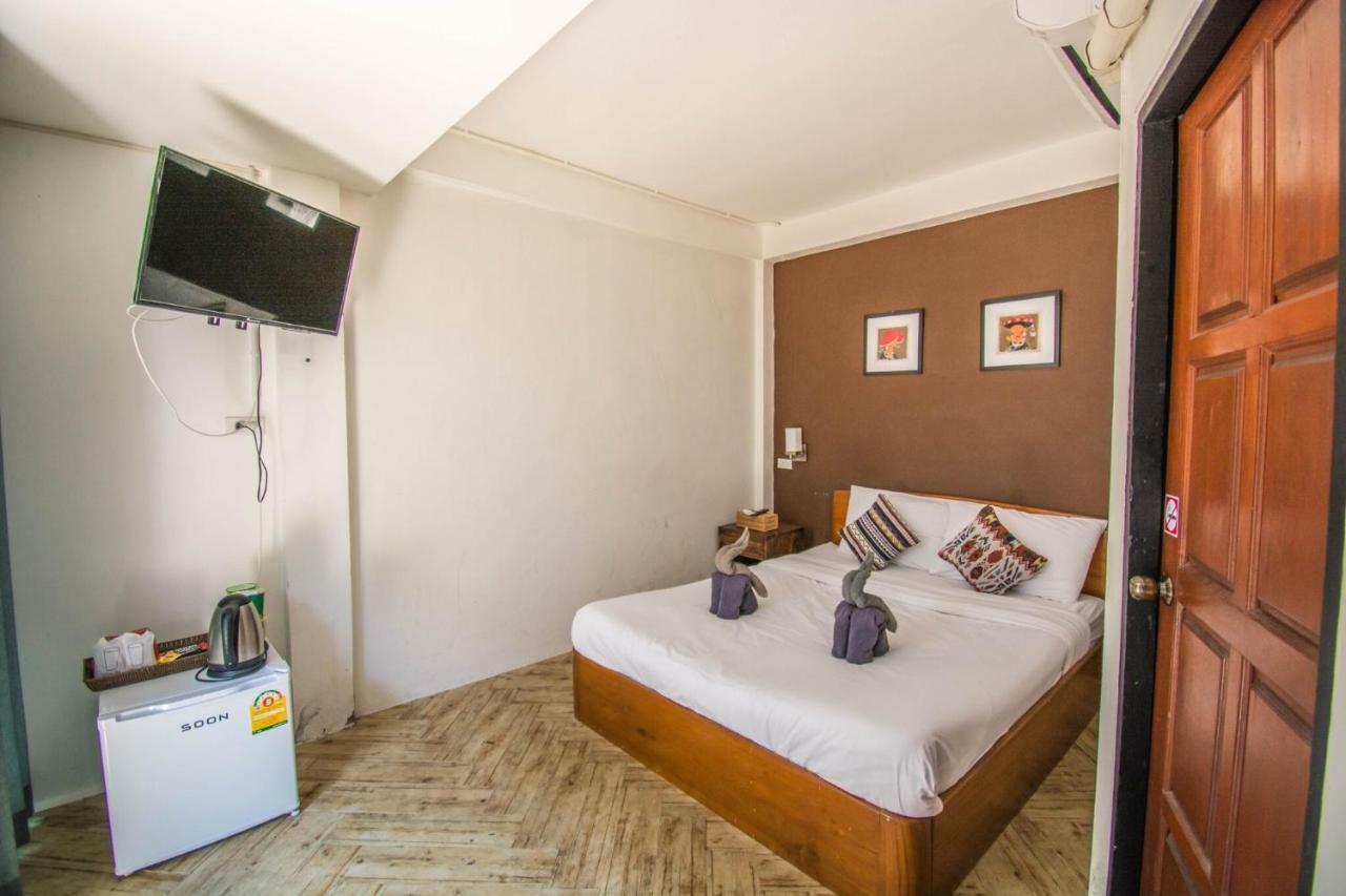 Peng Jai Hotel Chiang Mai Ngoại thất bức ảnh